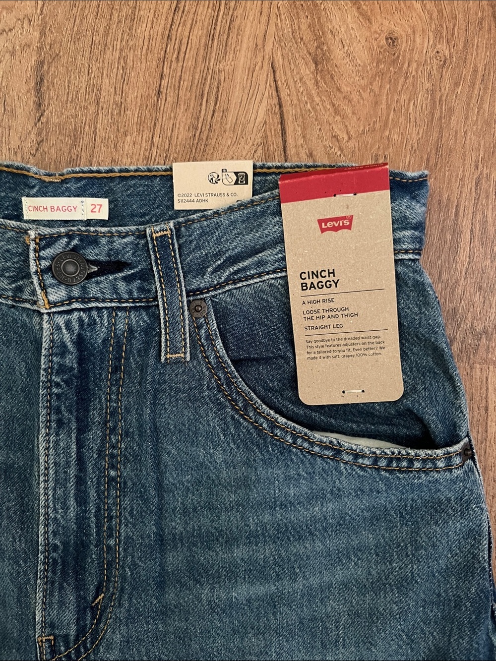 NWT Levi’s Cinch Baggy Wide Leg Jeans - Picture 6 of 13